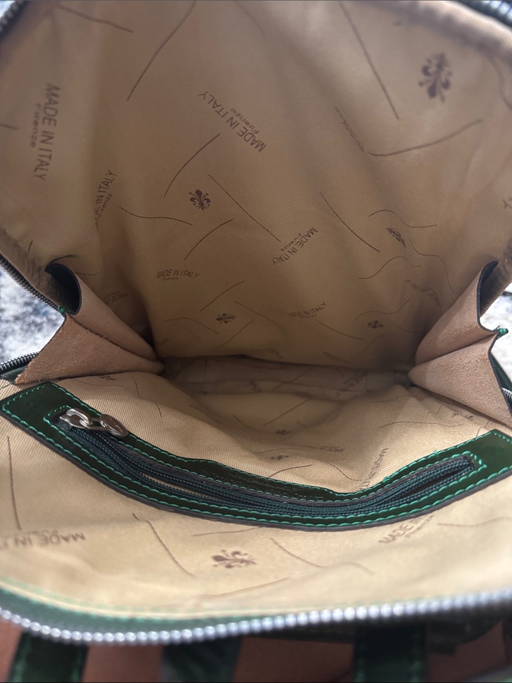 Time Resistance Green Leather Backpack - Picture 9 of 10